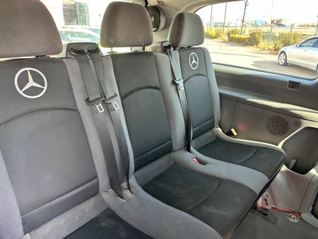 2005-Mercedes-Benz-Vito-115-CDI-CrewBus_9