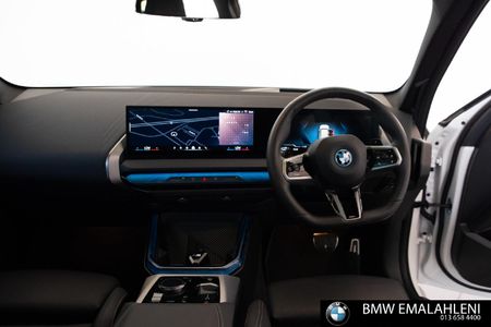 2024-BMW-X3-30e-xDrive-M-Sport_9