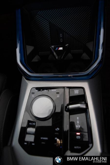 2024-BMW-X3-30e-xDrive-M-Sport_12