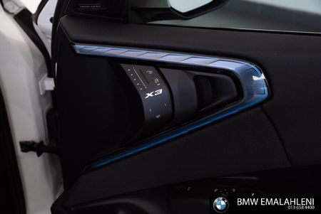 2024-BMW-X3-30e-xDrive-M-Sport_15