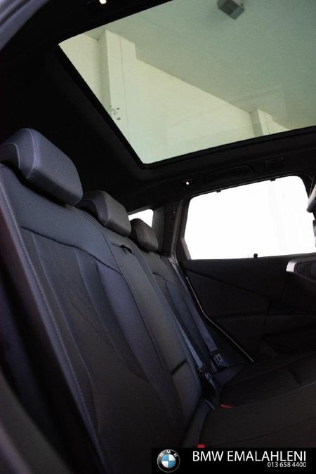 2024-BMW-X3-30e-xDrive-M-Sport_22