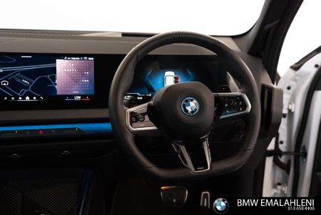 2024-BMW-X3-30e-xDrive-M-Sport_6