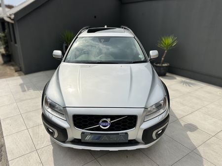 2015-Volvo-XC70-D5-Auto-Elite-AWD_1
