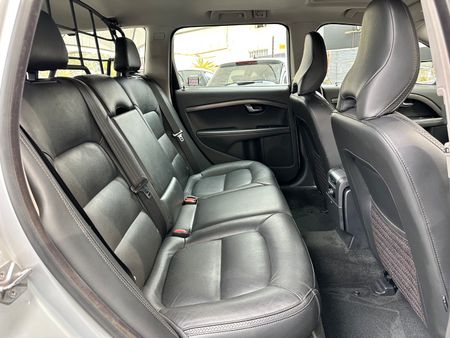 2015-Volvo-XC70-D5-Auto-Elite-AWD_7