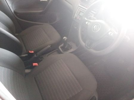 2021-Volkswagen-Polo-Vivo-14-Trendline-5-dr-Petrol-Manual_3
