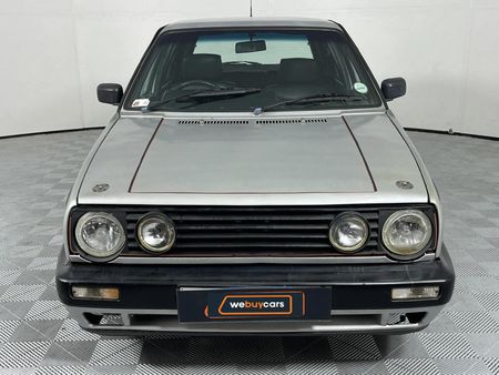 1988-Volkswagen-Golf-II-GTI_3