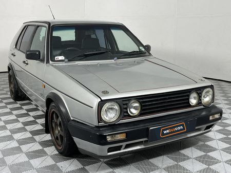 1988-Volkswagen-Golf-II-GTI_4