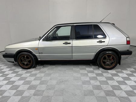 1988-Volkswagen-Golf-II-GTI_7