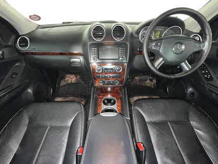 2007-Mercedes-Benz-GL-320-CDI_1
