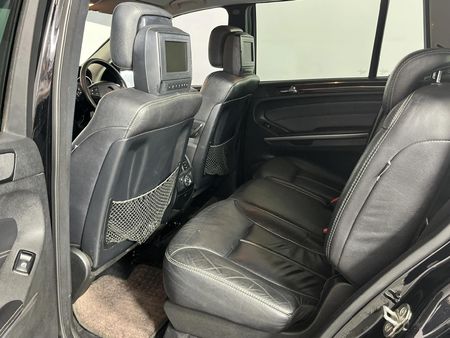2007-Mercedes-Benz-GL-320-CDI_3