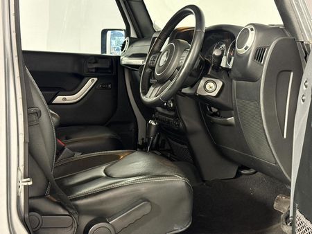 2021-Jeep-Wrangler-Unlimited-Sahara-36-V6-Auto_10