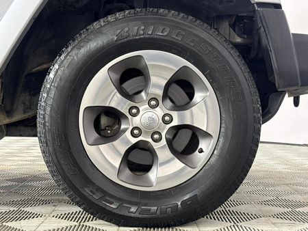 2021-Jeep-Wrangler-Unlimited-Sahara-36-V6-Auto_17