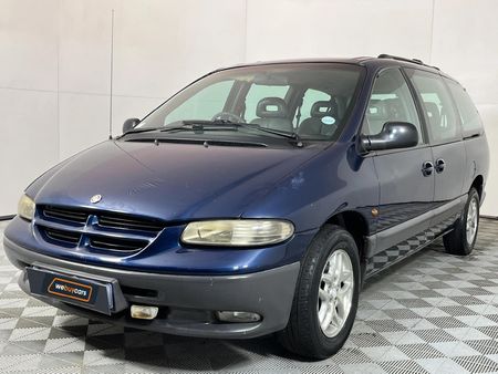 2001-Chrysler-Grand-Voyager-33-V6-LE-LWB_0