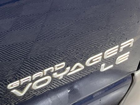 2001-Chrysler-Grand-Voyager-33-V6-LE-LWB_11