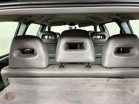 2001-Chrysler-Grand-Voyager-33-V6-LE-LWB_13