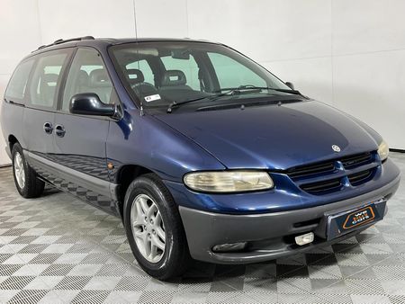 2001-Chrysler-Grand-Voyager-33-V6-LE-LWB_15