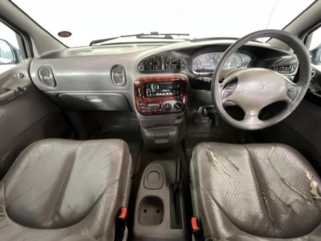 2001-Chrysler-Grand-Voyager-33-V6-LE-LWB_1