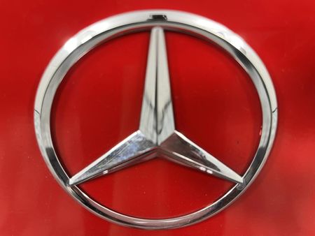 2015-Mercedes-AMG-CLA-45-AMG_8