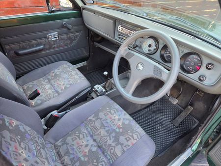 2003-Nissan-1400-Champ_11