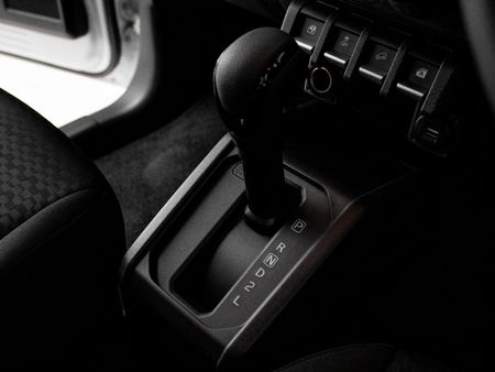 2025-Suzuki-Jimny-15-GLX-AllGrip-5-Door-Auto_8