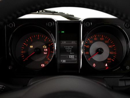 2025-Suzuki-Jimny-15-GLX-AllGrip-5-Door_7