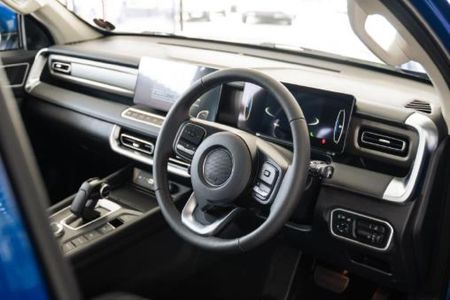 2026-GWM-P-Series-P300-24TD-LS-Auto-Double-Cab_17