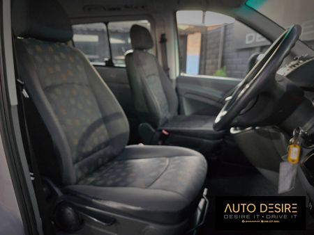 2005-Mercedes-Benz-Vito-115-CDI-CrewBus_15