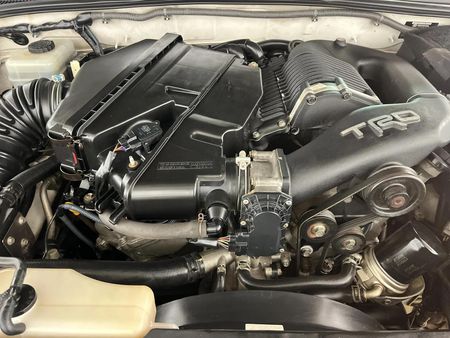 2005-Toyota-Land-Cruiser-Prado-40-V6-VX-Auto_12