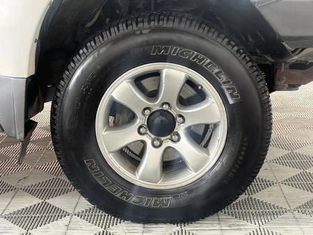 2005-Toyota-Land-Cruiser-Prado-40-V6-VX-Auto_5
