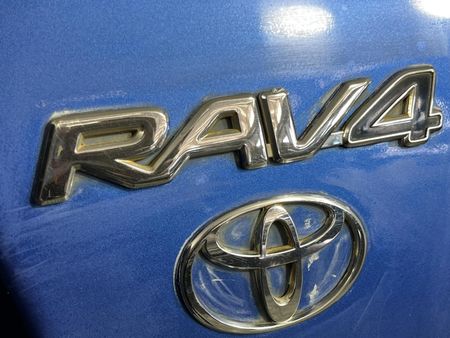 1996-Toyota-RAV4-5-dr_11