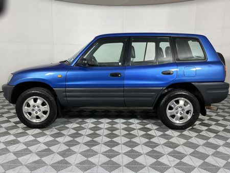 1996-Toyota-RAV4-5-dr_19