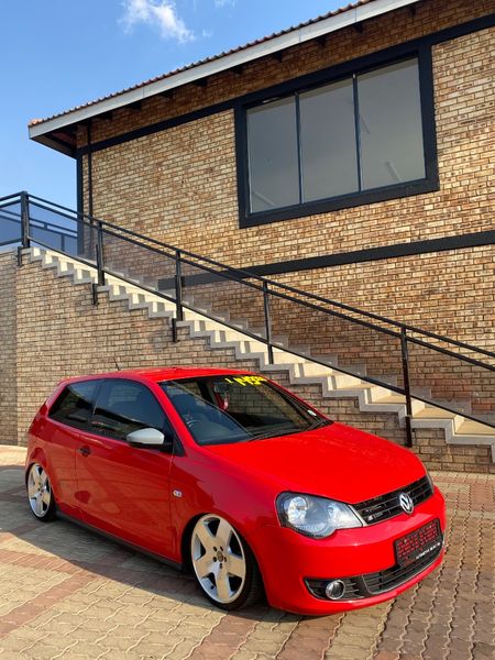 2012-Volkswagen-Polo-Vivo-16-GT-3-dr_0