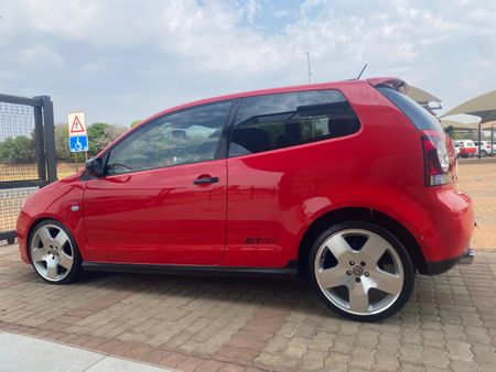 2012-Volkswagen-Polo-Vivo-16-GT-3-dr_16