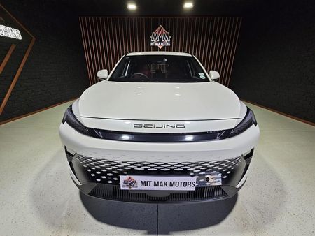2023-BAIC-X55-15T-Premium-Auto_4