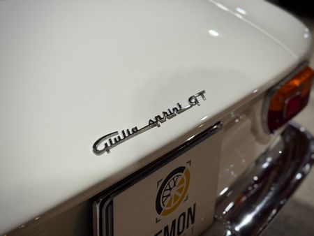 1964-Alfa-Romeo-Giulia-Sprint-GT_3