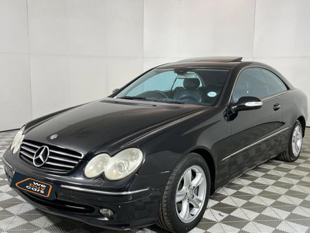 2004-Mercedes-Benz-CLK-320-Coupe-Auto_0