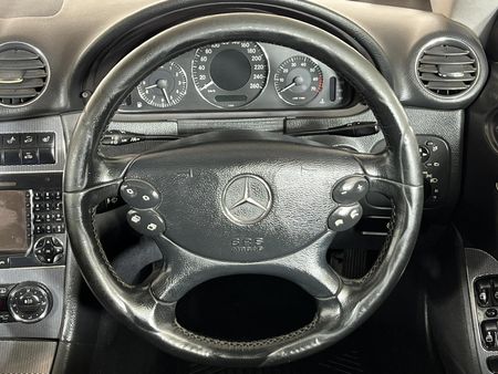 2004-Mercedes-Benz-CLK-320-Coupe-Auto_11