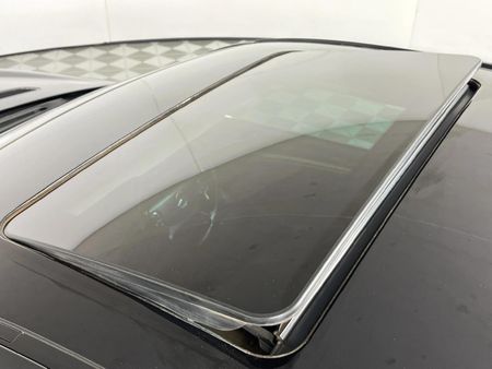 2004-Mercedes-Benz-CLK-320-Coupe-Auto_12