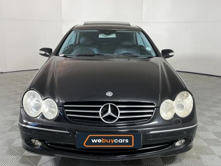 2004-Mercedes-Benz-CLK-320-Coupe-Auto_15
