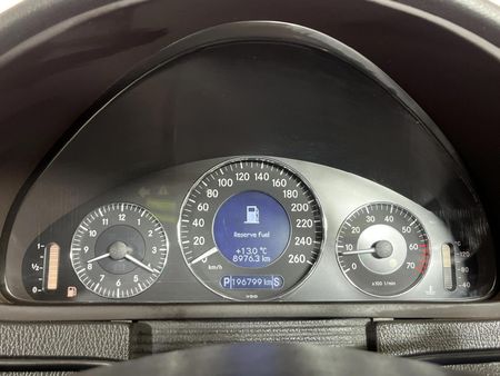 2004-Mercedes-Benz-CLK-320-Coupe-Auto_2