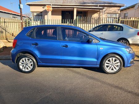 2022-Volkswagen-Polo-Vivo-14-Trendline-5-dr_8