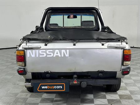 2005-Nissan-1400-Champ_12