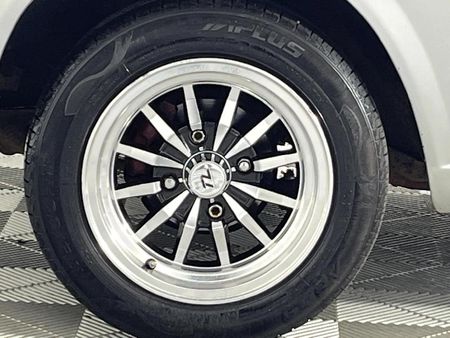 2005-Nissan-1400-Champ_2
