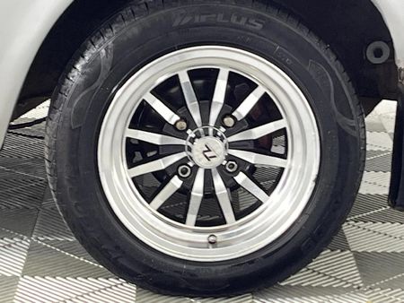 2005-Nissan-1400-Champ_3