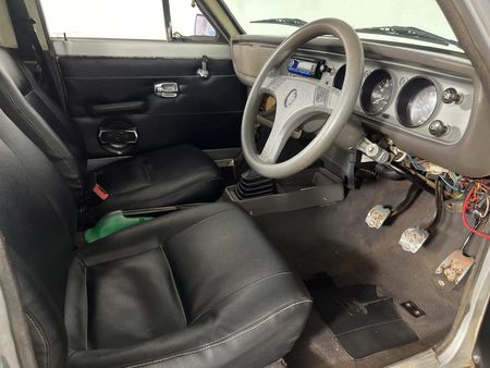 2005-Nissan-1400-Champ_6