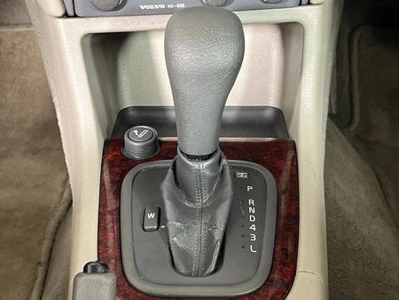 2002-Volvo-S40-T4-Auto_10