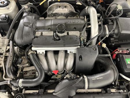 2002-Volvo-S40-T4-Auto_12