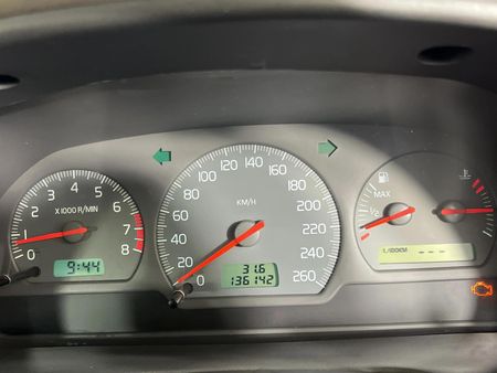 2002-Volvo-S40-T4-Auto_2