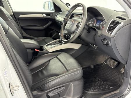 2013-Audi-Q5-20-TDI-quattro-Auto_9