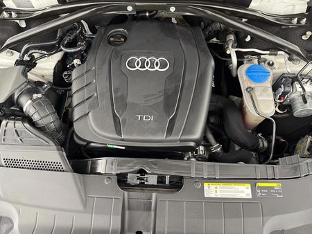 2013-Audi-Q5-20-TDI-quattro-Auto_13